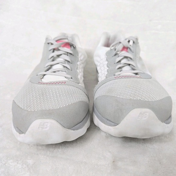 New Balance REVlite Women's Size 9.5 Running Shoes Athletic Sneakers Gray White - Picture 8 of 12